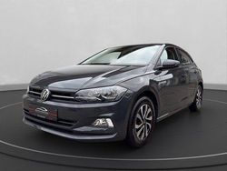 Grau Gebraucht 2021 VW Polo Active Kleinwagen | 15.980 € (Etwas zu teuer)