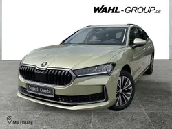 Beige Neu 2024 Skoda Superb Selection Kombi | 40.320 € (Etwas zu teuer)