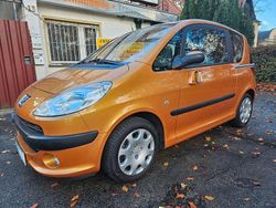 Orange Gebraucht 2007 Peugeot 1007 Premium Kleinwagen | 5.490 € (Teuer)
