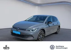 Grau Gebraucht 2022 VW Golf VIII Active Limousine | 19.795 € (Guter Preis)