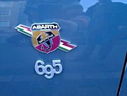 Grau Gebraucht 2017 Abarth 695 Kleinwagen | 17.490 € (Fairer Preis)