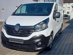 Weiß Gebraucht 2017 Renault Trafic Komfort Van | 6.700 € (Superpreis)