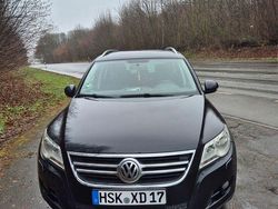 Schwarz Gebraucht 2008 VW Tiguan Sport SUV | 4.600 € (Etwas zu teuer)