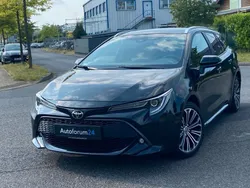 Schwarz Gebraucht 2020 Toyota Corolla Team Kombi | 15.850 € (Fairer Preis)