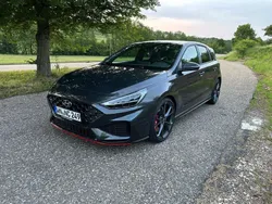 Grau Gebraucht 2024 Hyundai i30 N Performance Limousine | 36.000 € (Etwas zu teuer)
