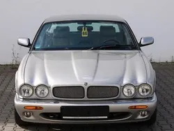 Silber Gebraucht 1999 Jaguar XJR Limousine | 41.999 €