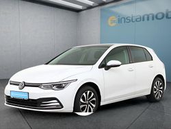 Weiß Gebraucht 2023 VW Golf VIII Kleinwagen | 26.499 € (Fairer Preis)