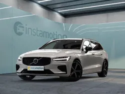 Weiß Gebraucht 2024 Volvo V60 Kombi | 43.849 € (Fairer Preis)