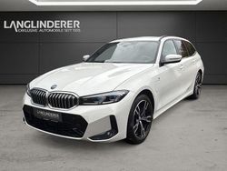 Alpinweiss iii Gebraucht 2024 BMW 330e M Sport Kombi | 51.900 € (Teuer)