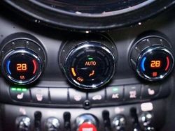 Andere Gebraucht 2022 Mini Cooper Kleinwagen | 25.499 €