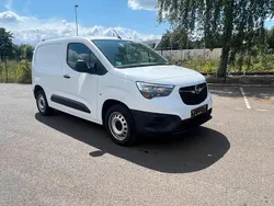 Weiß Gebraucht 2020 Opel Combo Van / Kleinbus | 10.990 € (Guter Preis)