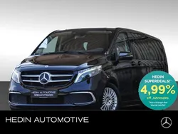 Schwarz Gebraucht 2023 Mercedes V300 Avantgarde Edition Van / Kleinbus | 58.900 € (Superpreis)