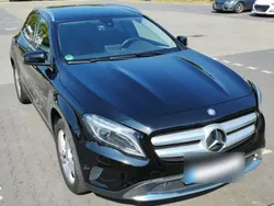 Schwarz Gebraucht 2016 Mercedes GLA180 SUV | 19.450 € (Etwas zu teuer)