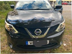Schwarz Gebraucht 2017 Nissan Qashqai SUV | 11.800 € (Fairer Preis)