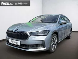 Silber Gebraucht 2024 Skoda Superb Selection Kombi | 36.995 € (Etwas zu teuer)