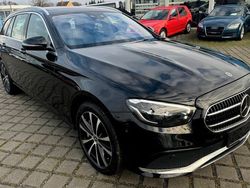 Ung. schwarz unilack Gebraucht 2021 Mercedes E300 Kombi | 27.750 € (Superpreis)
