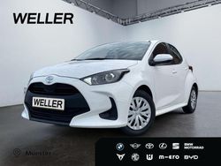 Weiss Gebraucht 2022 Toyota Yaris Basis Kleinwagen | 13.180 € (Fairer Preis)