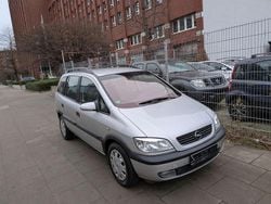 Silber Gebraucht 2007 Opel Zafira Basis Van / Kleinbus | 1.150 € (Superpreis)