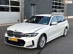 Weiß Gebraucht 2024 BMW 320 M Sport Kombi | 32.670 € (Superpreis)