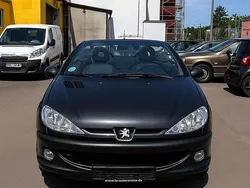 Schwarz Gebraucht 2005 Peugeot 206 CC Cabrio | 2.500 € (Fairer Preis)