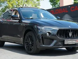 Nero ribelle metallic (metallic) Gebraucht 2020 Maserati Levante SUV | 63.885 € (Fairer Preis)