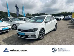 Weiß Gebraucht 2021 VW Polo Active Kleinwagen | 17.429 € (Fairer Preis)