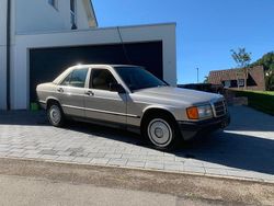 Beige Gebraucht 1986 Mercedes 190 Limousine | 4.850 €
