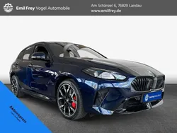 Blau Neu 2025 BMW 120 M Sport Kleinwagen | 46.390 €