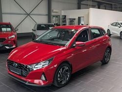Rot Gebraucht 2024 Hyundai i20 Trend Limousine | 15.900 €