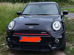 Schwarz Gebraucht 2019 Mini Cooper S Kleinwagen | 21.600 € (Etwas zu teuer)