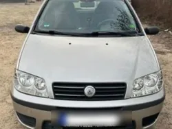 Grau Gebraucht 2003 Fiat Punto Kleinwagen | 600 € (Superpreis)