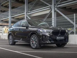Schwarz Gebraucht 2024 BMW X6 M Sport SUV | 82.700 € (Fairer Preis)