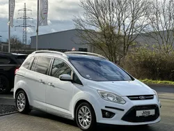 Weiß Gebraucht 2011 Ford Grand C-Max Titanium Van / Kleinbus | 5.999 € (Fairer Preis)