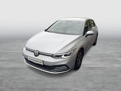 Reflexsilber metallic Gebraucht 2021 VW Golf Style Limousine | 20.888 € (Fairer Preis)