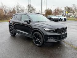 Schwarz Gebraucht 2024 Volvo XC40 Plus SUV | 35.900 € (Fairer Preis)