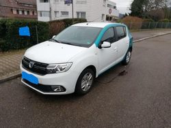 Weiß Gebraucht 2019 Dacia Sandero Essentiel Limousine | 7.200 € (Guter Preis)