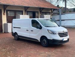 Weiß Gebraucht 2025 Renault Trafic Komfort Van / Kleinbus | 33.000 €
