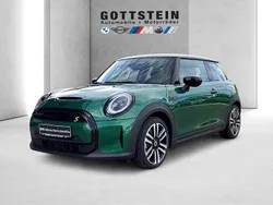 British racing green iv Gebraucht 2023 Mini Cooper SE Classic Kleinwagen | 18.830 € (Guter Preis)