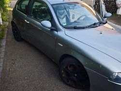 Gebraucht 2005 Alfa Romeo 147 Distinctive Kleinwagen | 1.100 € (Superpreis)