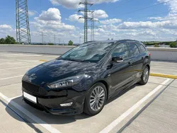Schwarz Gebraucht 2018 Ford Focus ST-Line Kombi | 11.000 € (Guter Preis)