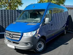 Blau Gebraucht 2022 Mercedes Sprinter Van | 26.999 € (Fairer Preis)