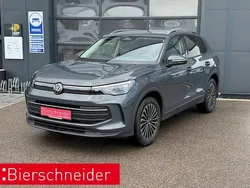 Grau Gebraucht 2024 VW Tiguan Life SUV | 36.450 € (Guter Preis)