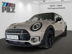 Grau Gebraucht 2022 Mini Cooper S Clubman Kombi | 28.750 € (Fairer Preis)