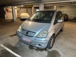 Silber Gebraucht 2003 Mercedes A160 Kleinwagen | 999 € (Guter Preis)