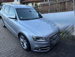 Silber Gebraucht 2016 Audi SQ5 Competition SUV | 27.800 € (Fairer Preis)