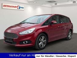 Rot Gebraucht 2018 Ford S-MAX S Van / Kleinbus | 10.399 € (Superpreis)