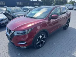 Rot Gebraucht 2018 Nissan Qashqai Tekna SUV | 13.990 € (Fairer Preis)