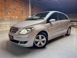 Silber Gebraucht 2006 Mercedes B200 Van / Kleinbus | 5.890 € (Fairer Preis)
