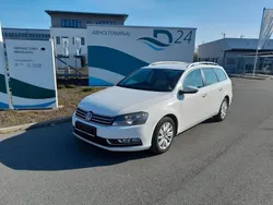 Weiß Gebraucht 2013 VW Passat Comfortline Limousine | 7.390 € (Guter Preis)