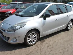 Silber Gebraucht 2011 Renault Scénic III Van / Kleinbus | 7.900 € (Etwas zu teuer)